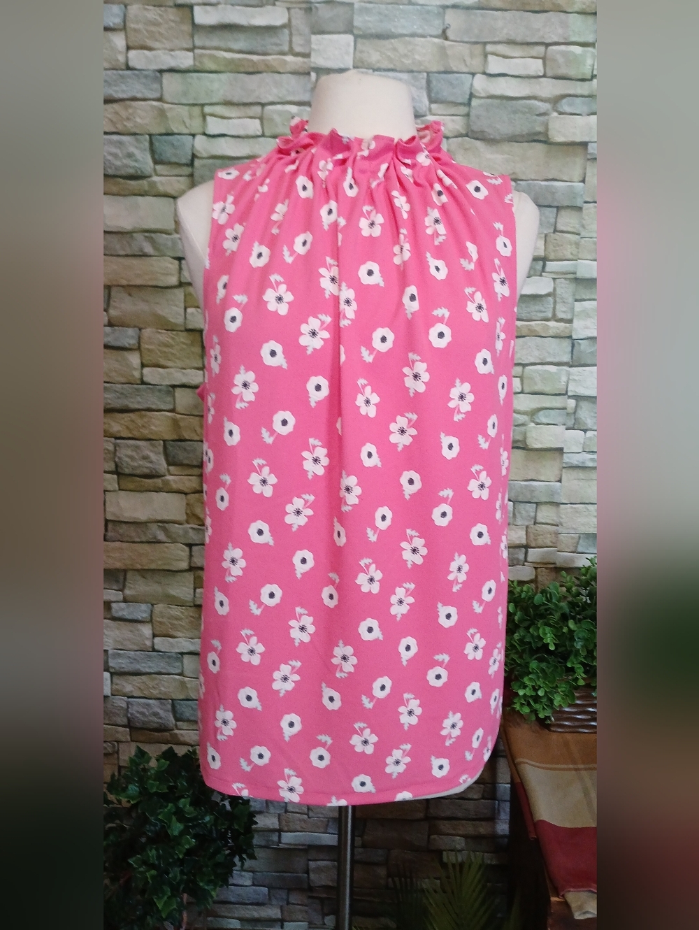 Ann Taylor Factory Pink Floral Ruffle Sleeveless Blouse